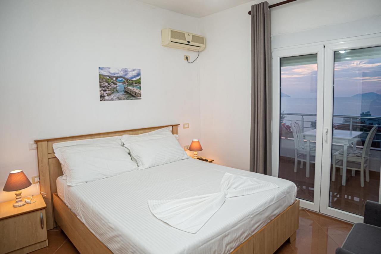 Hotel Sunset Gl Vlore Exterior photo