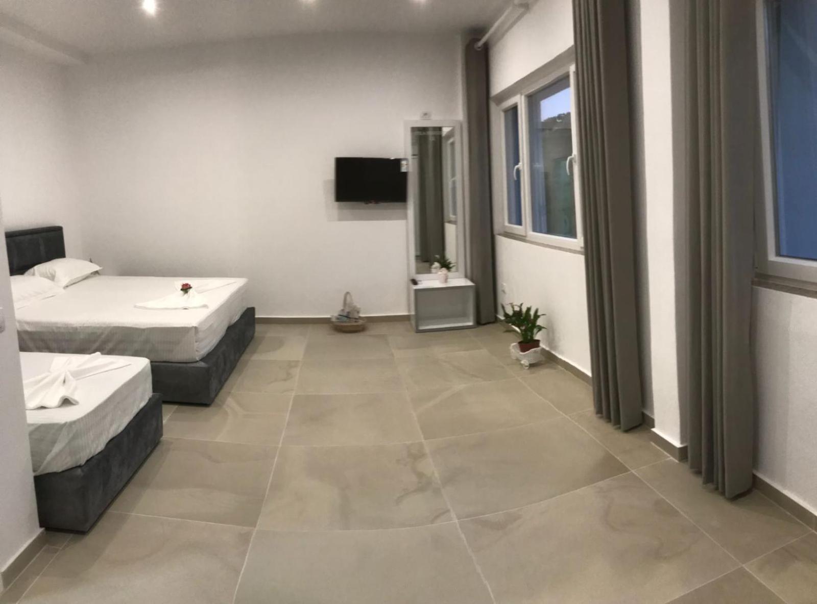 Hotel Sunset Gl Vlore Exterior photo